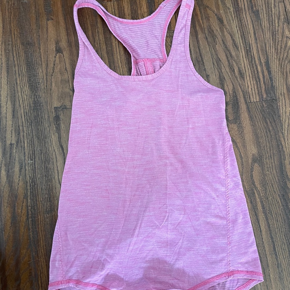 Lululemon tank